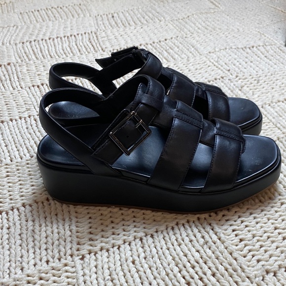 Vionic Woman's Delano Platform Wedge Comfort Sandal Black Size 7.5 - Picture 2 of 9